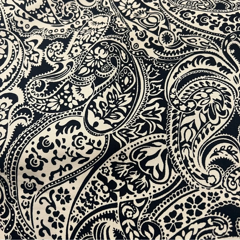 NEW $70 Talbots Women’s Navy/White Paisley Print Mini Skirt Size 8 Stretch - Picture 6 of 14